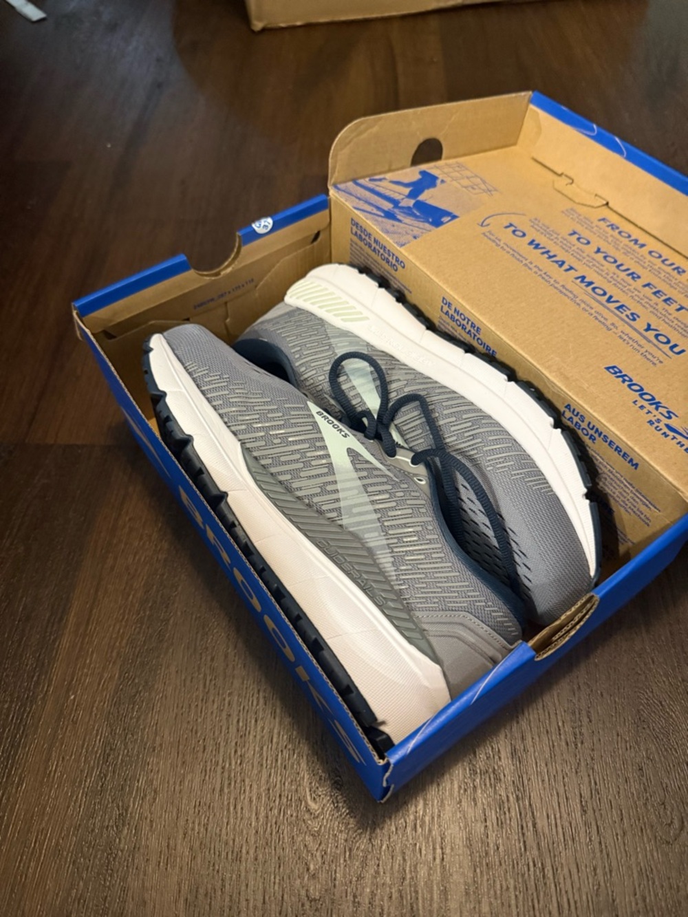 Brooks Women's Running Shoes Gray with Blue Accents